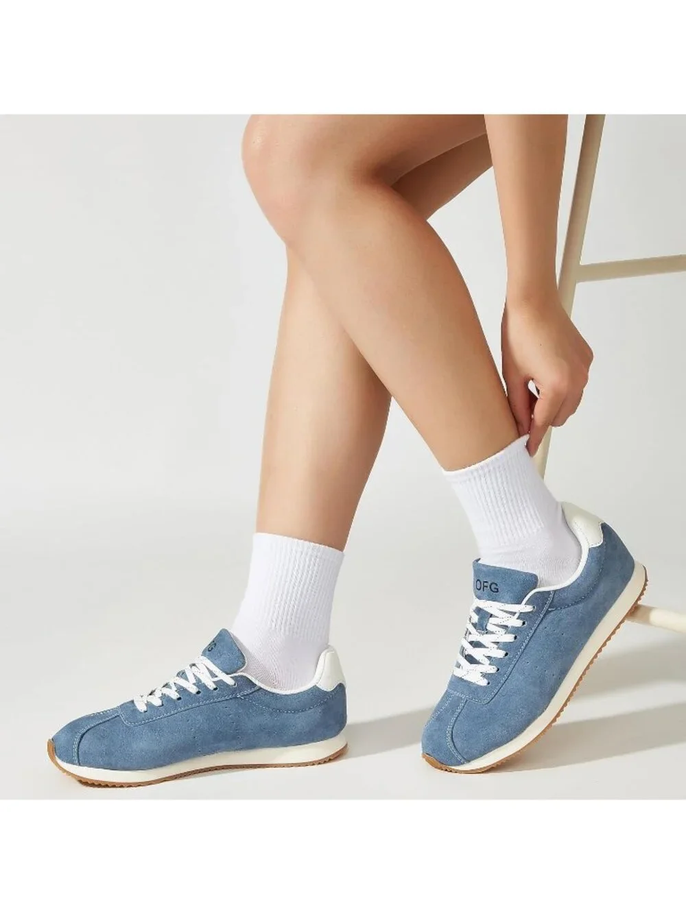 Women's Blue Comfortable Low Top Classic Retro Running Lightweight Sneakers